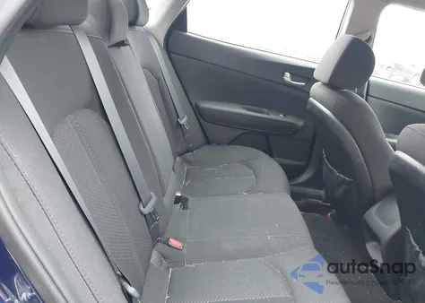 2018 Kia Optima Lx z USA, uszkodzony, nr VIN 5XXGT4L34JG262039